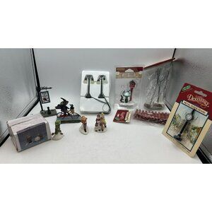 Miniatures for Village some Lemax Dickensville Town Square 1994